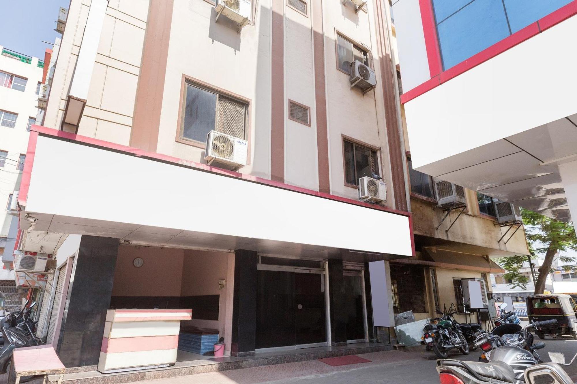 Hotel O Utsav Udaipur Exteriör bild
